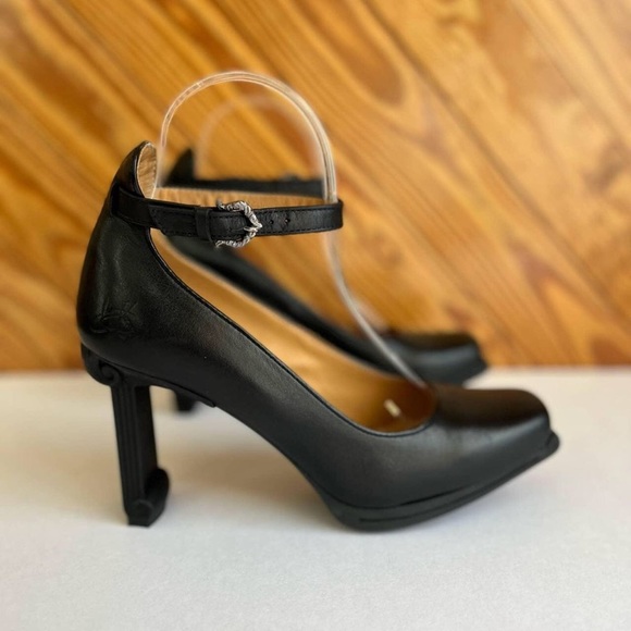 lack Ankle Strap Pump Heel - Picture 1 of 4